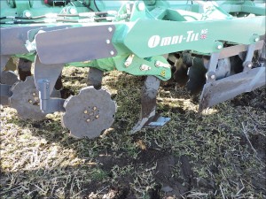 Semi-mounted Omni-Til trailed